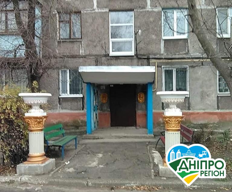 Такого ще не було: у Дніпрі знайшли імператорський під`їзд (Фото) У Дніпрі знайшли імператорський під`їзд (Фото)