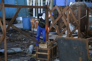 Гаражі, споруди та ворота: у Дніпрі демонтують 144 незаконно встановлені споруди (перелік адрес)