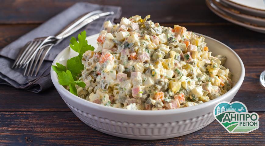 У скільки дніпрянам обійдеться приготування новорічного салату Олів`є Індекс олів'є: у скільки дніпрянам обійдеться приготування новорічного салату