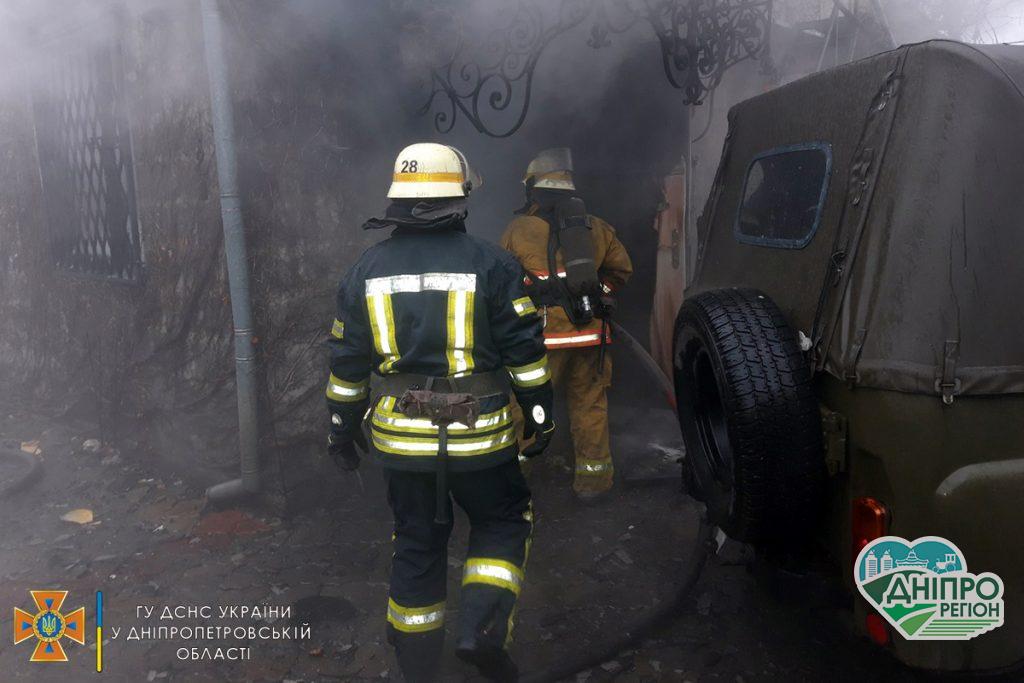 На Дніпропетровщині під час гасіння пожежі в будинку виявили тіло чоловіка (Фото)