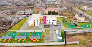 Під Дніпром в Старих Кодаках відкрили футуристичний садочок