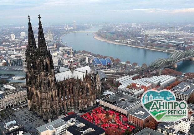 Через Дніпро курсуватиме автобусний маршрут до Німеччини Із Запоріжжя через Дніпро запускають автобусний маршрут до Німеччини