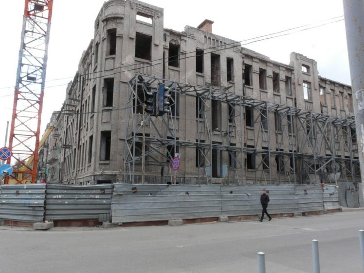 У Дніпрі реконструювали будівлю часів Катеринослава (Фото)