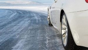 У Дніпрі та області оголошено 1 рівень небезпечності: ожеледиця