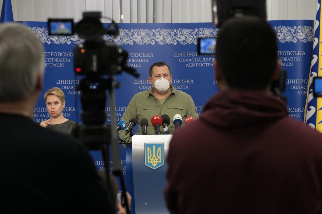 Філатов просить дніпрян чітко дотримуватися комендантської години Філатов звернувся до дніпрян чітко дотримуватися комендантської години