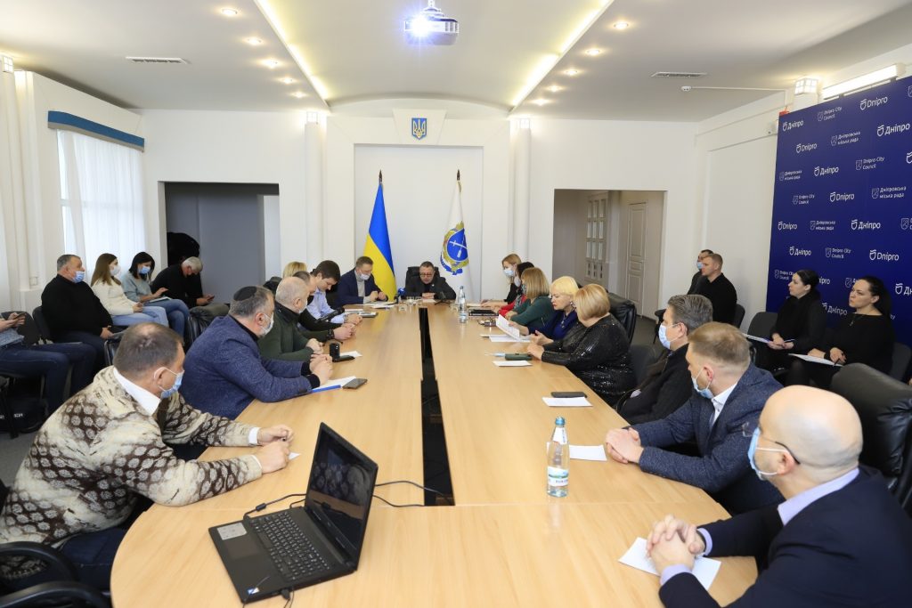 Корбан подякував за роботу: у мерії Дніпра відбулась важлива зустріч Корбан подякував за роботу: у мерії Дніпра відбулась важлива зустріч