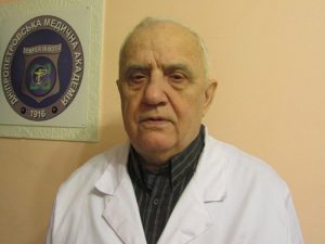 У Дніпрі помер відомий лікар та педагог Юрій Артамонов