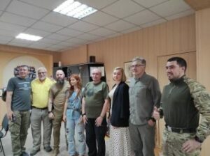 До Дніпропетровщини приїхали відомі хірірги з Аляски рятувати наших бійців