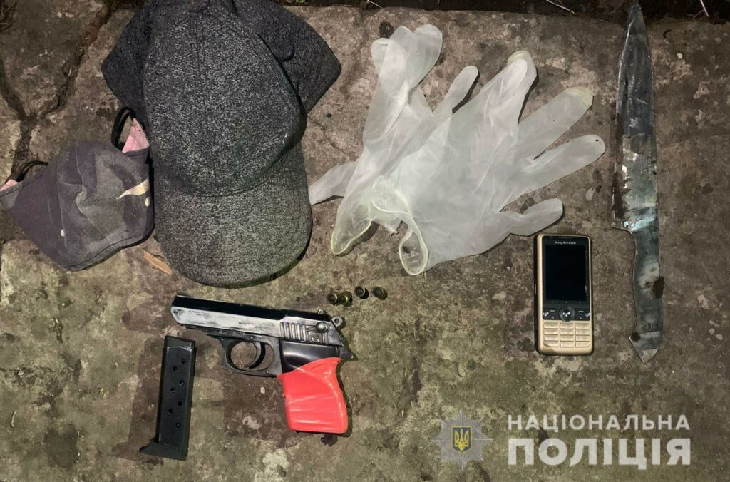 Готували напад завчасно: у Дніпрі затримали озброєну злочинну групу Готували напад завчасно: у Дніпрі затримали озброєну злочинну групу