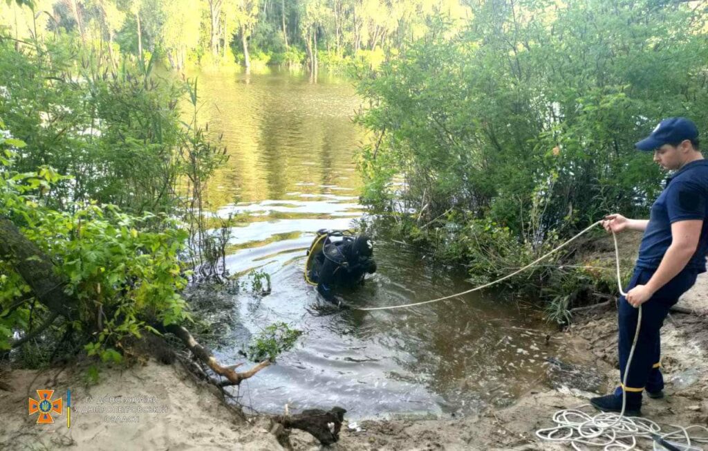На Дніпропетровщині у воді знайшли тіло хлопця, який потонув