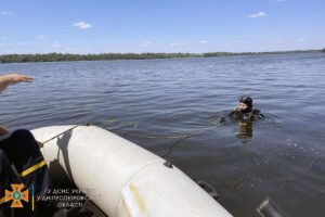 У Дніпрі в воді знайшли тіло чоловіка, який потонув