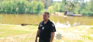 На Дніпропетровщині дістали потонулу дівчинку з дна річки та реанімували
