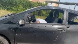 В Енергодарі окупанти розстріляли машину з людьми: двоє загиблих
