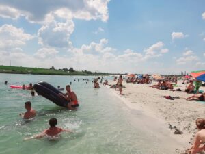 Дніпрян запрошують вихідні провести на Мальдівах: подробиці