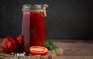 Як приготувати томатний соус на зиму: дуже прості рецепти