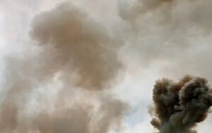 Вибухи в Дніпрі: загинула молода жінка і маленька дитина