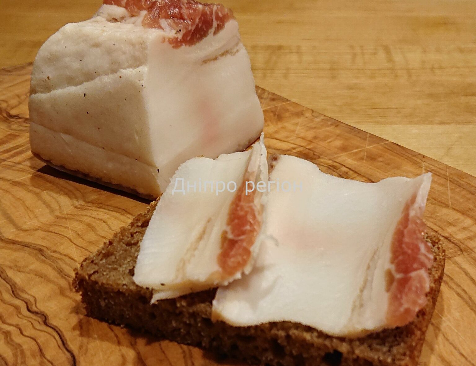 Сало до Великодня: ТОП -3 рецепти, як засолити сало по-українськи в банці Сало – користь чи шкода для організму: ТОП - 6 міфів про «український делікатес»