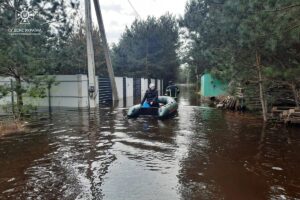 Тривожне попередження: до кінця тижня вода у Дніпрі буде прибувати
