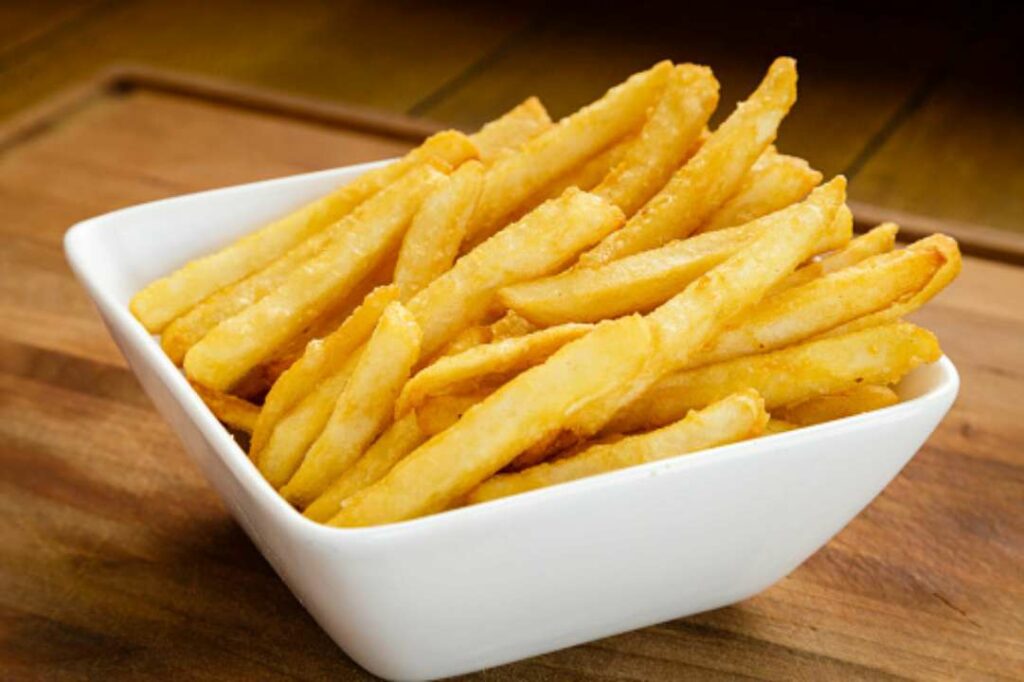 Картопля фрі без граму жиру: як приготувати улюблений фаст-фуд без олії