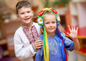 Жителів Дніпра і області запрошують взяти участь у фотоконкурсі до Дня вишиванки