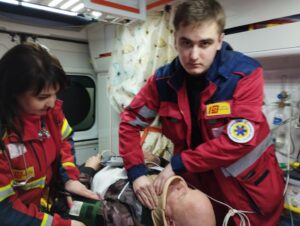 Параліч всього тіла: у лікарні Мечникова рятують вантажника з Нікополя, який на роботі вдарився головою