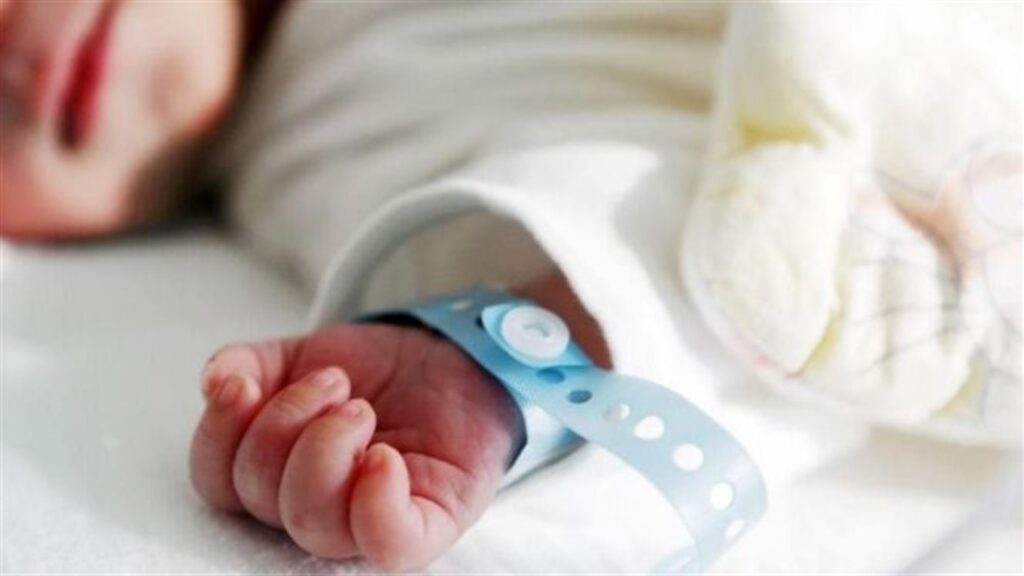 У Дніпрі біля під’їзду знайшли немовля - Дніпро Регіон