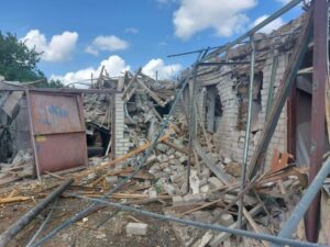 Окупанти завдали удар по Дніпропетровщині: загинула людина, багато поранених