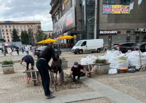 У Дніпрі розпочався ремонт однієї з найпопулярніших площ (Фото)