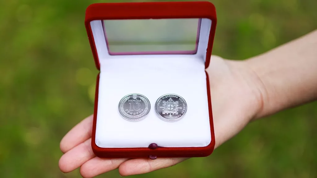 З 19 травня Національний банк України вводить в обіг 10 гривневу пам"ятну монету "Сили підтримки Збройних Сил України"