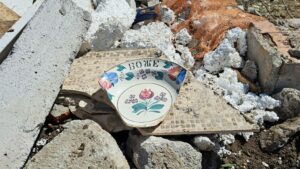 Загинула 2-річна дівчинка, більше 20 людей поранено: подробиці про наслідки ракетного удару по Підгородному