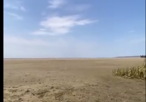 Замість Каховського моря тепер пустеля: у водосховищі критично низький рівень води