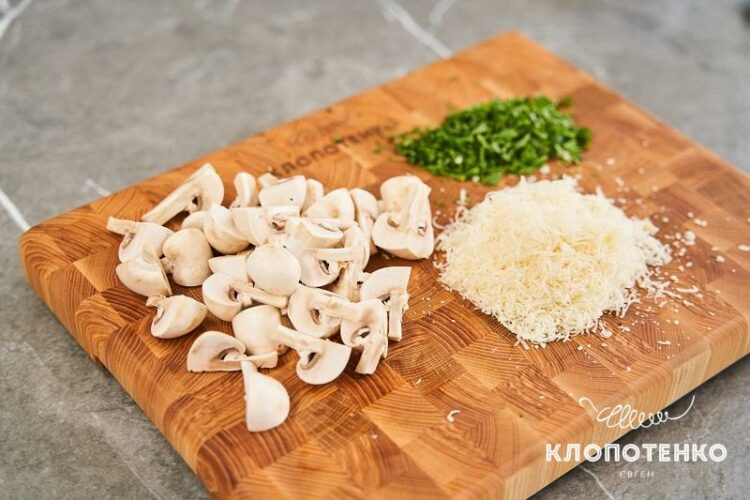 Вечеря за 20 хвилин: як приготувати пасту з грибами