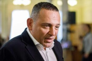 Проігнорував «Слава Україні»: нардеп із Дніпра Максим Бужанський втрапив у мовний скандал