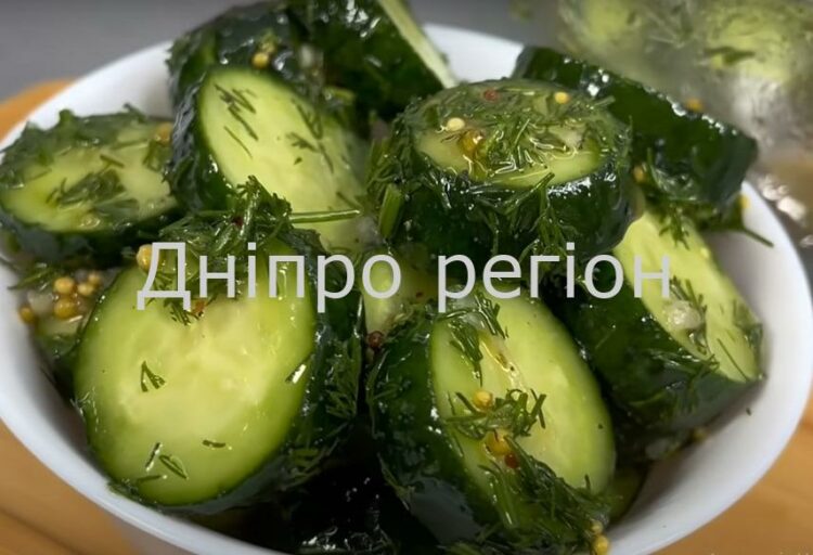 Ви підсядите на цю закуску: мариновані огірки – хрусткі, дуже смачні, готуються швидко Ви підсядите на цю закуску: мариновані огірки - хрусткі, дуже смачні, готуються швидко