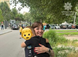 Бабуся втратила свідомість через хвилювання: у Дніпрі загубився 4-річний хлопчик