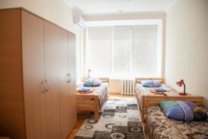 Як у Дніпрі отримати кімнату у гуртожитку та хто має на це право