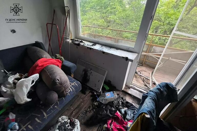 В Нікополі хлопчик ледве не спалив квартиру - Дніпро Регіон