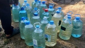Наживався на людях, які потерпали від нестачі води: у Марганці правоохоронці викрили шахрая