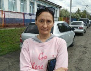 9-річний син дуже сумує за мамою: у Дніпрі і області вже місяць шукають 41-річну жінку
