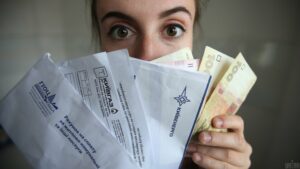 В Ясно зробили важливу заяву щодо паперових рахунків: чи правда, що їх потрібно зберігати 3 роки