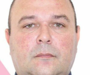 У Дніпрі і області розшукують чоловіка,  який вийшов з лікарні не повернувся додому