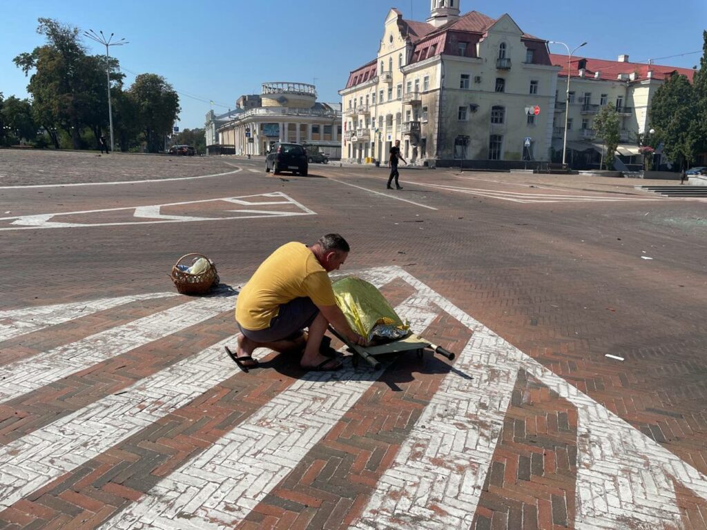 Кривавий Яблучний Спас у Чернігові: ракетна атака по центру міста