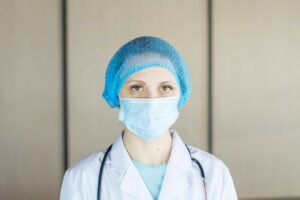 Військовозобовʼязані жінки-медики: які зміни чекають з 1 жовтня