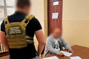 Екскерівнику військкомату у Дніпрі повідомлено про підозру у незаконному збагаченні