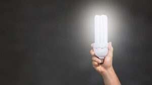 Відключення світла в Україні: для деяких категорій населення можуть відмінити графіки