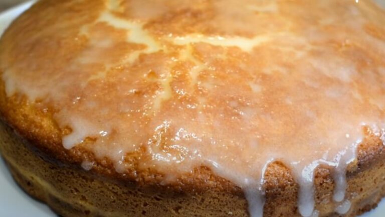 Лімонник – смачний пиріг без заморочок: рецепт швидкуруч