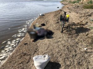 Микола Олександрович помер миттєво: на березі Каховського водосховища росіяни вбили рибака
