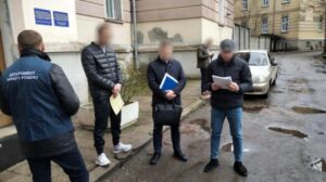 Беруть аванс і зникають: у Дніпрі аферисти здають неіснуючі квартири