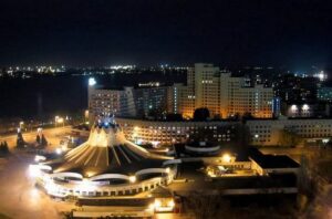 Циркова програма “Ватерленд” у Дніпрі: скільки коштують квитки