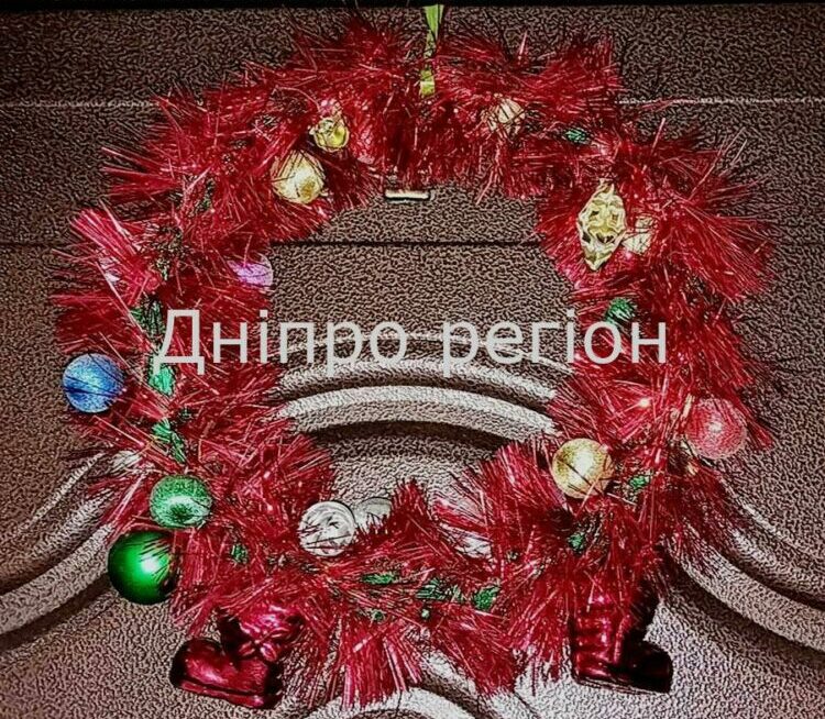 Різдвяні віночки нашвидкуруч: ТОП-5 ідей, як зробити прикрасу вдома Різдвяні віночки нашвидкуруч: ТОП-5 ідей, як зробити прикрасу вдома